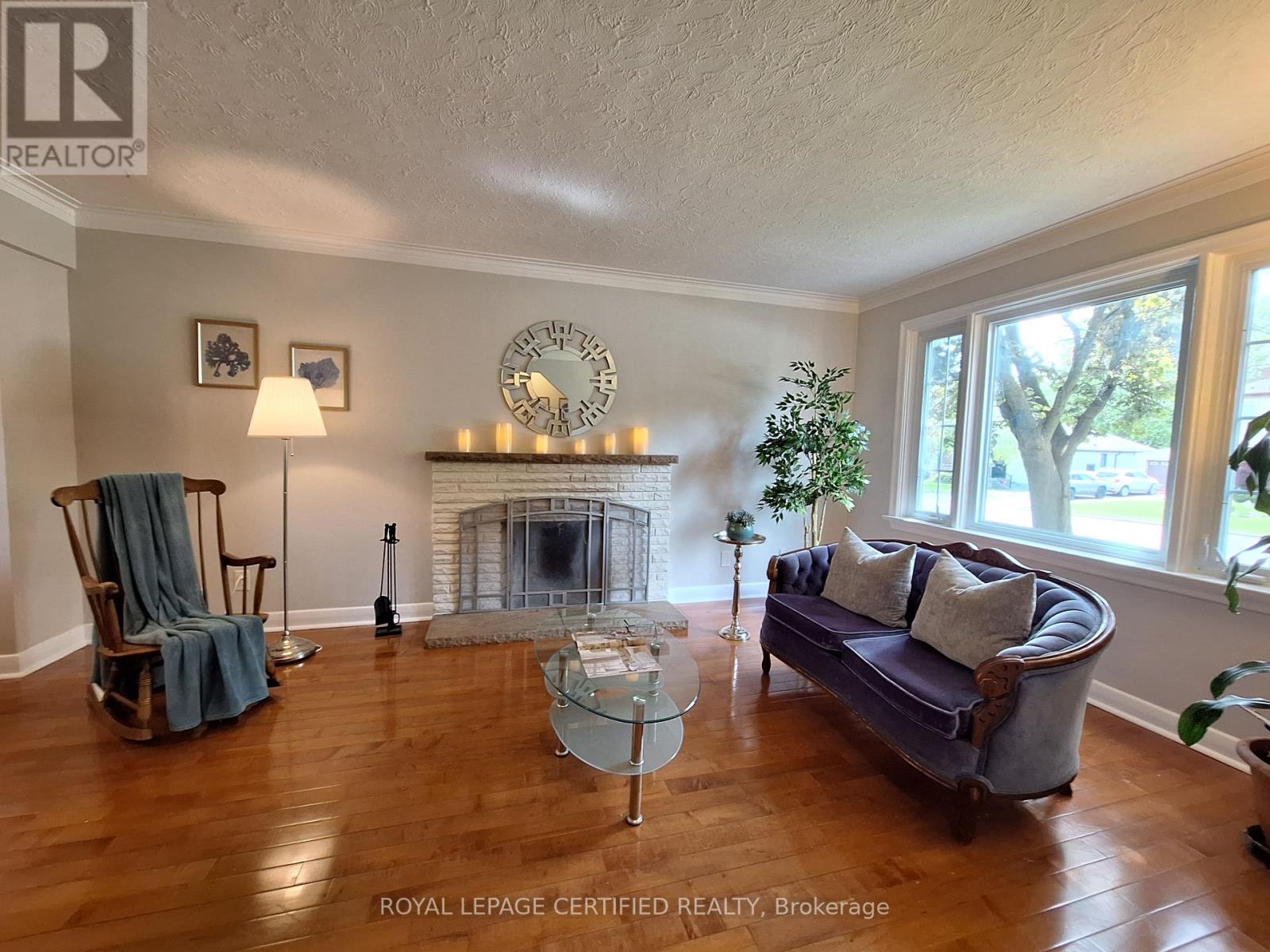 99 Neilson Avenue, Toronto, Ontario  M1M 2S6 - Photo 3 - E13456960