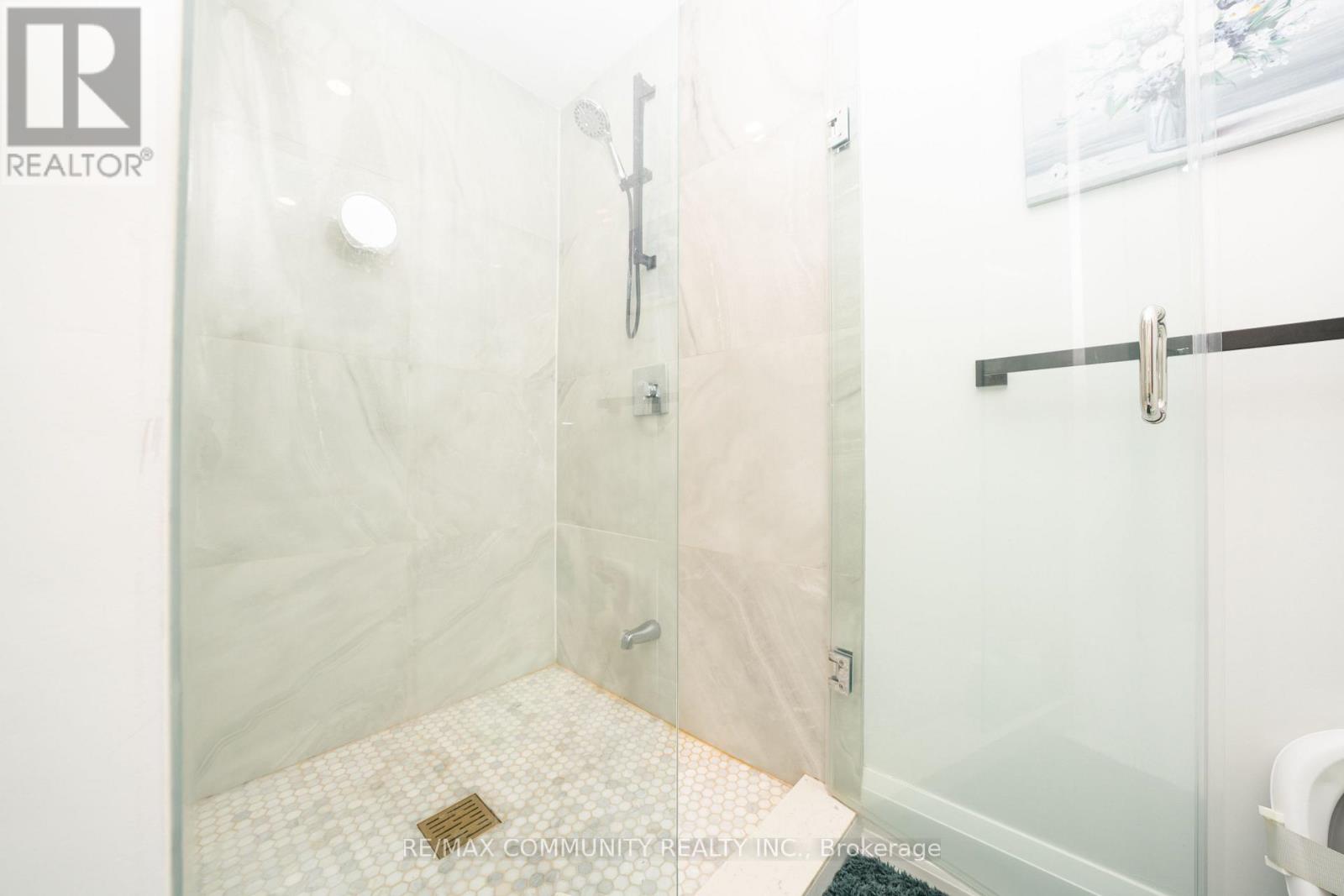 75b Kitchener Road, Toronto, Ontario  M1E 2X6 - Photo 27 - E13457018