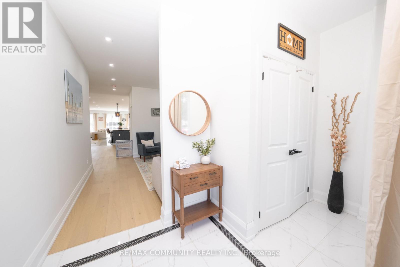 75b Kitchener Road, Toronto, Ontario  M1E 2X6 - Photo 7 - E13457018