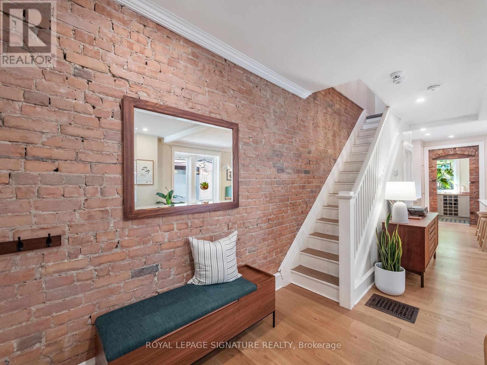 121 Ivy Avenue, Toronto, Ontario  M4L 2H8 - Photo 19 - E13457048
