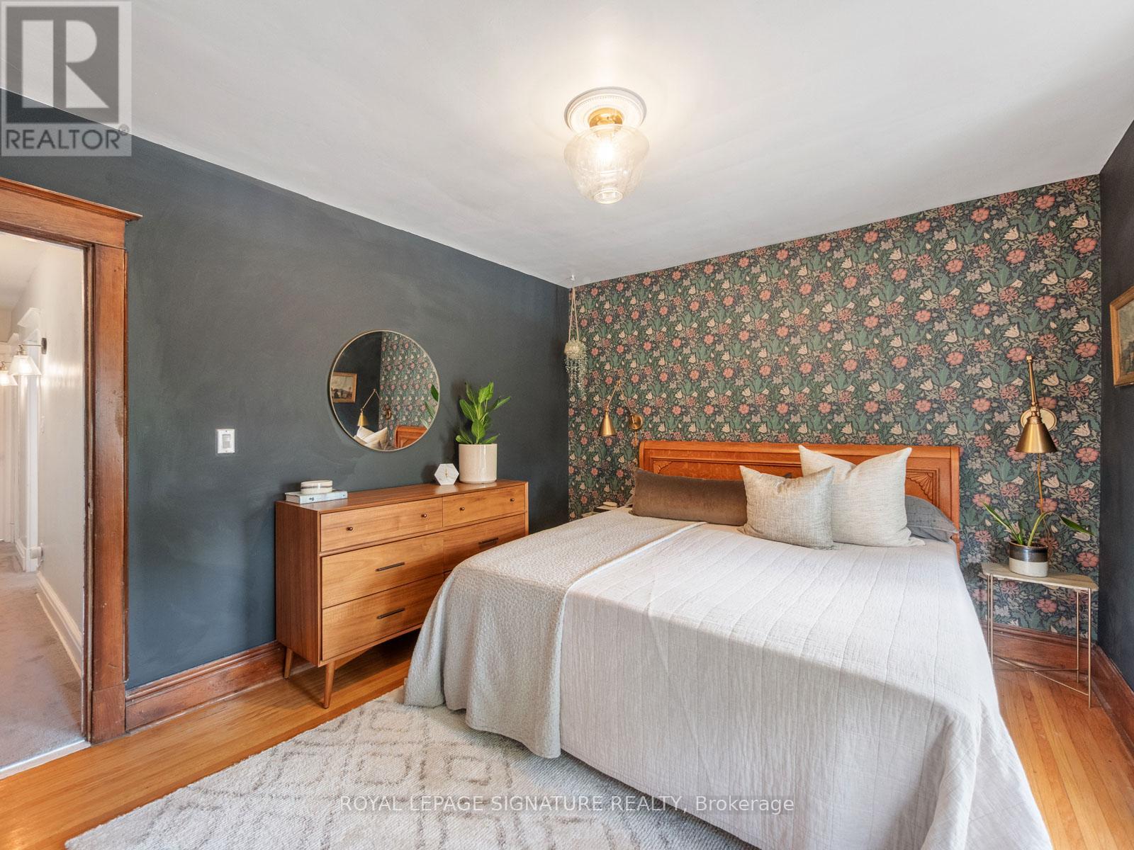 121 Ivy Avenue, Toronto, Ontario  M4L 2H8 - Photo 21 - E13457048