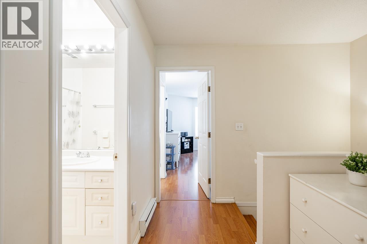 29 2422 Hawthorne Avenue, Port Coquitlam, British Columbia  V3C 6K7 - Photo 9 - R3136944