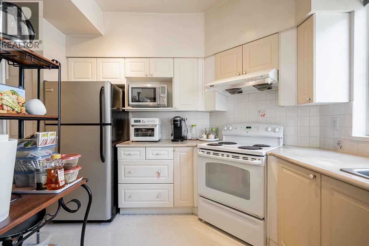 29 2422 Hawthorne Avenue, Port Coquitlam, British Columbia  V3C 6K7 - Photo 8 - R3136944
