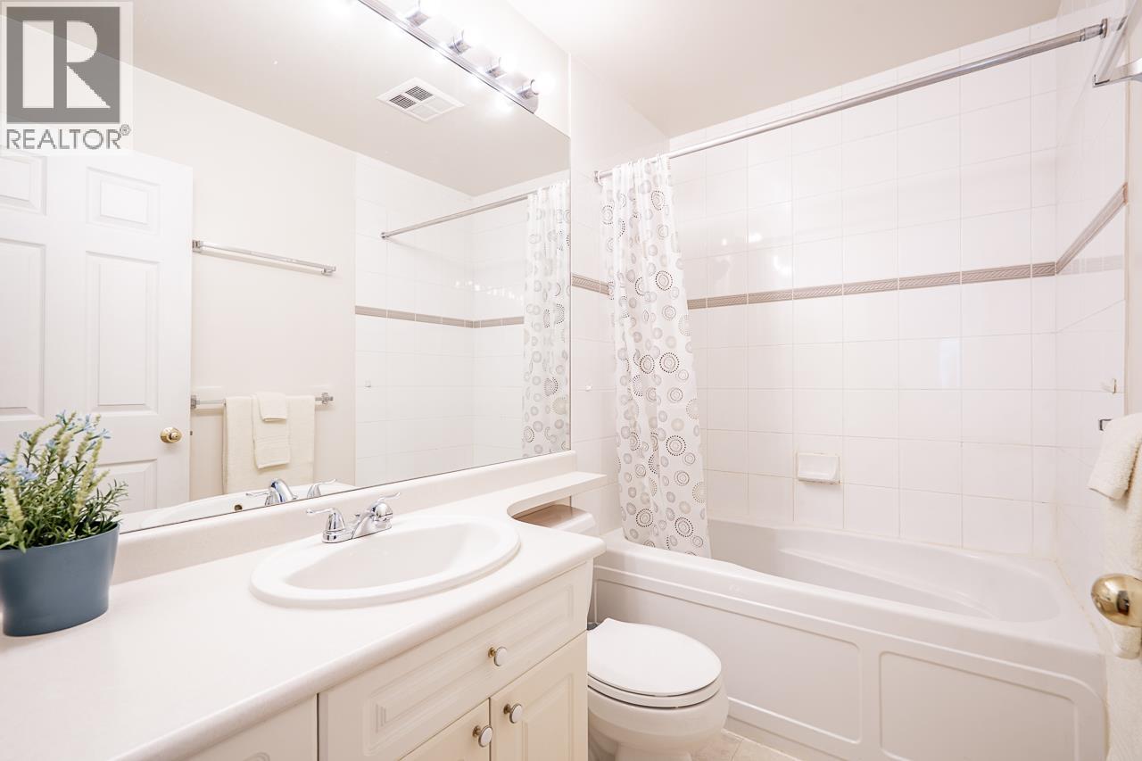 29 2422 Hawthorne Avenue, Port Coquitlam, British Columbia  V3C 6K7 - Photo 12 - R3136944