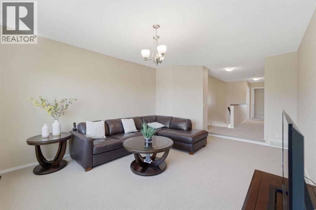 107 Everoak Green Sw, Calgary, Alberta  T2Y 0J6 - Photo 23 - A2321589