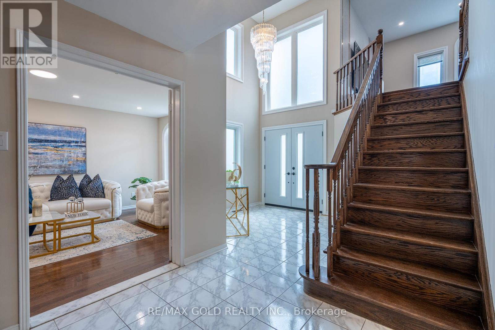 19 Eagleridge Drive, Brampton, Ontario  L6R 1G6 - Photo 7 - W13451630