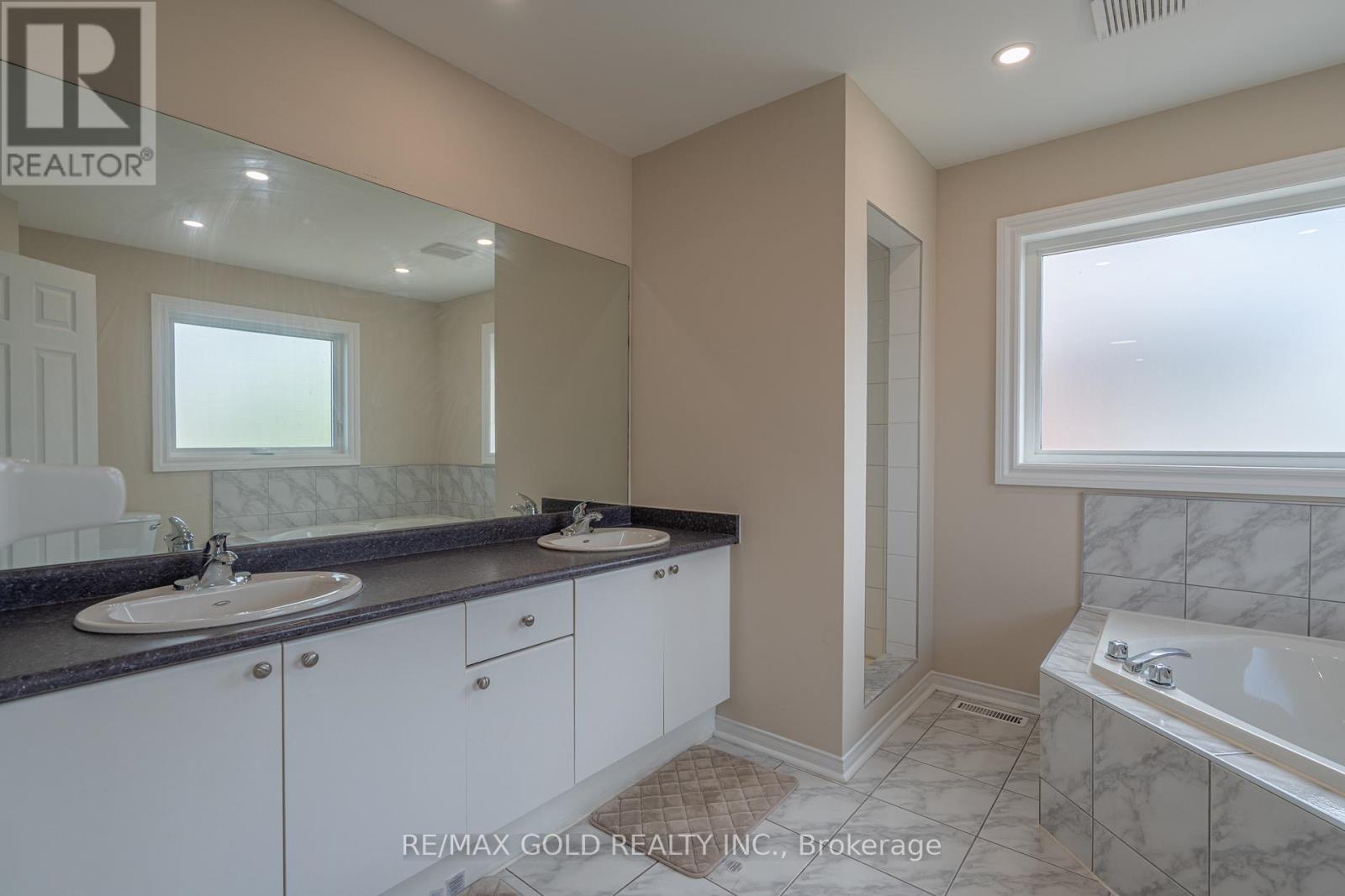 19 Eagleridge Drive, Brampton, Ontario  L6R 1G6 - Photo 25 - W13451630