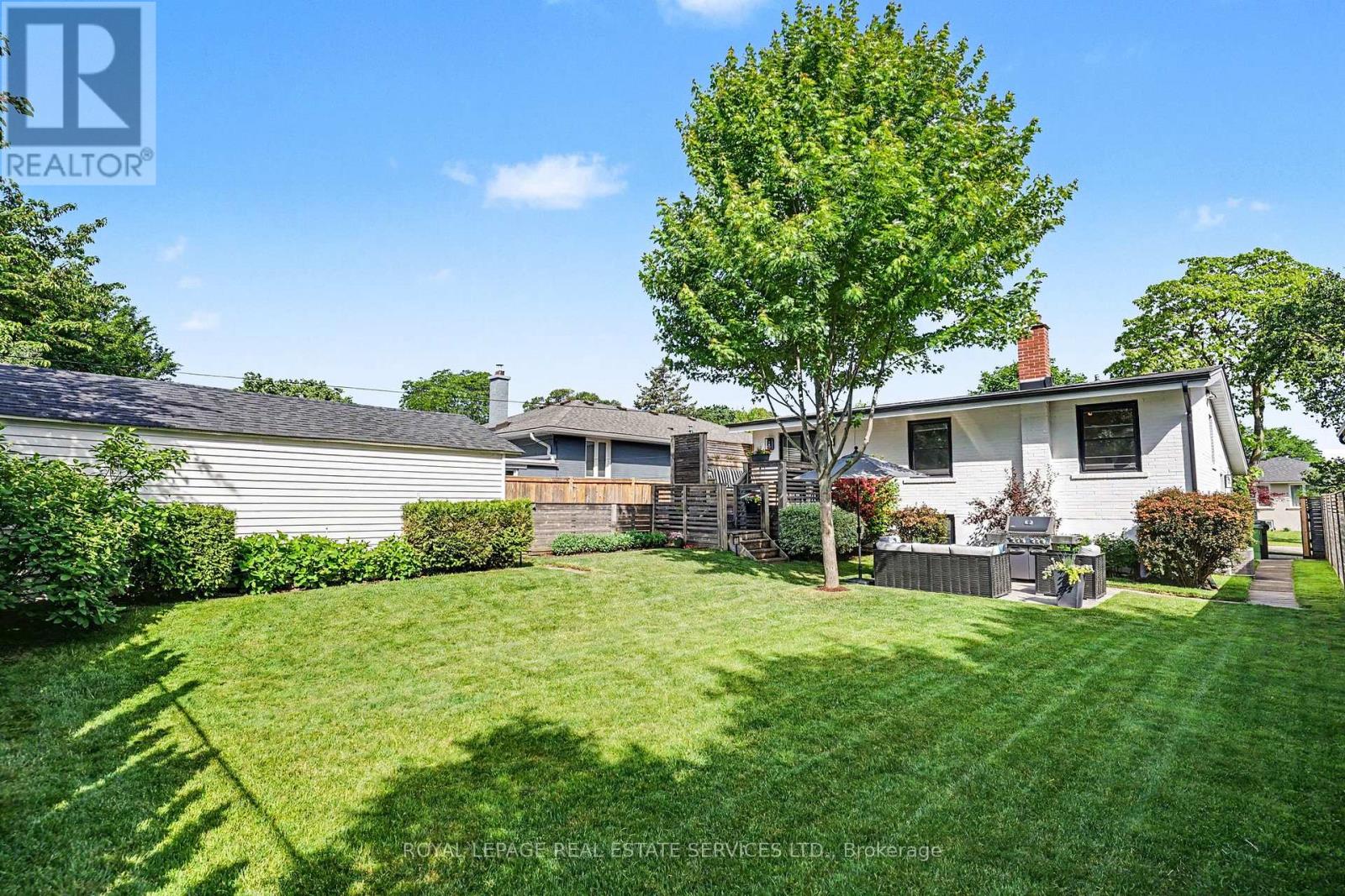25 Brougham Crescent, Toronto, Ontario  M9R 1J3 - Photo 35 - W13456408