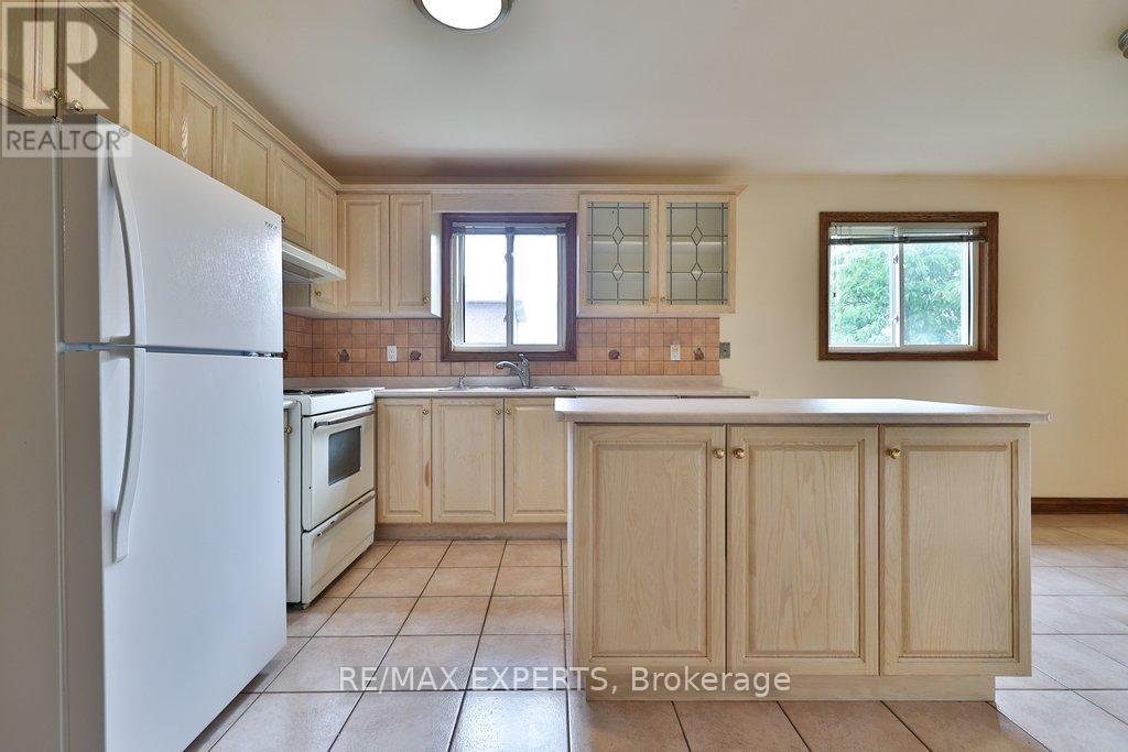 50 Pine York Avenue, Vaughan, Ontario  L4L 3H9 - Photo 10 - N13456872