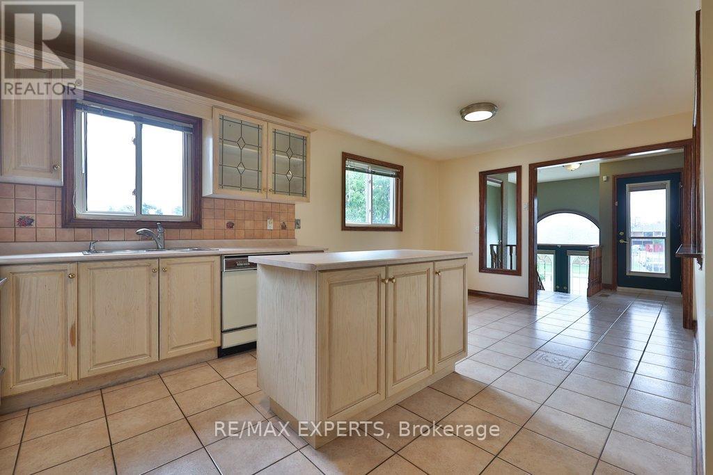 50 Pine York Avenue, Vaughan, Ontario  L4L 3H9 - Photo 11 - N13456872