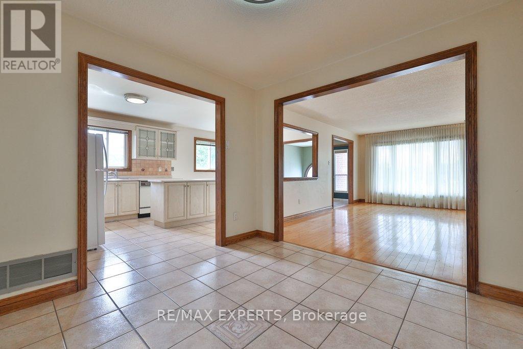 50 Pine York Avenue, Vaughan, Ontario  L4L 3H9 - Photo 16 - N13456872