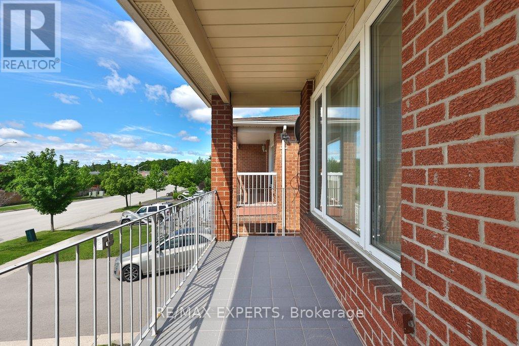 50 Pine York Avenue, Vaughan, Ontario  L4L 3H9 - Photo 3 - N13456872