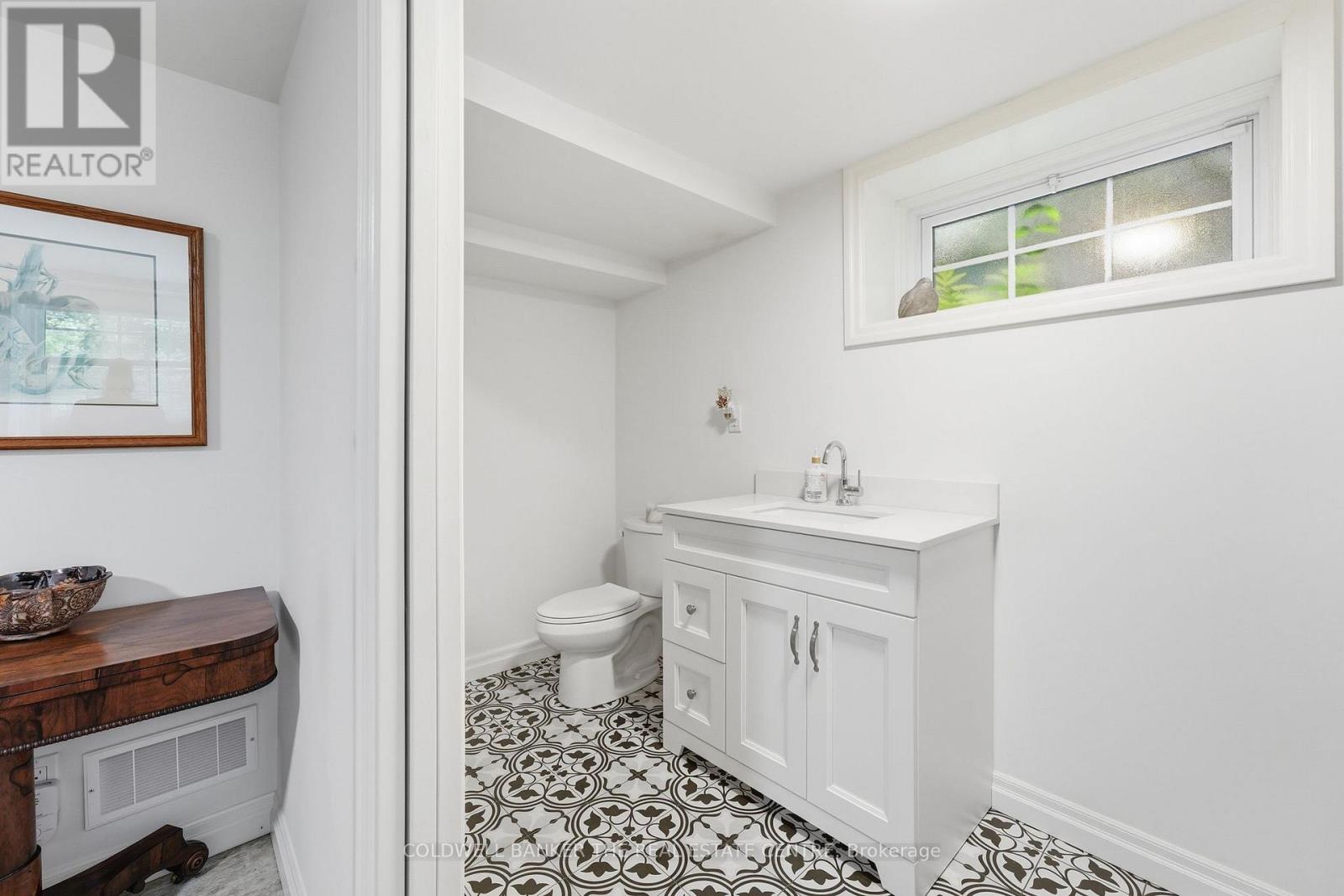 519 College Street, Newmarket, Ontario  L3Y 1C7 - Photo 28 - N13457014