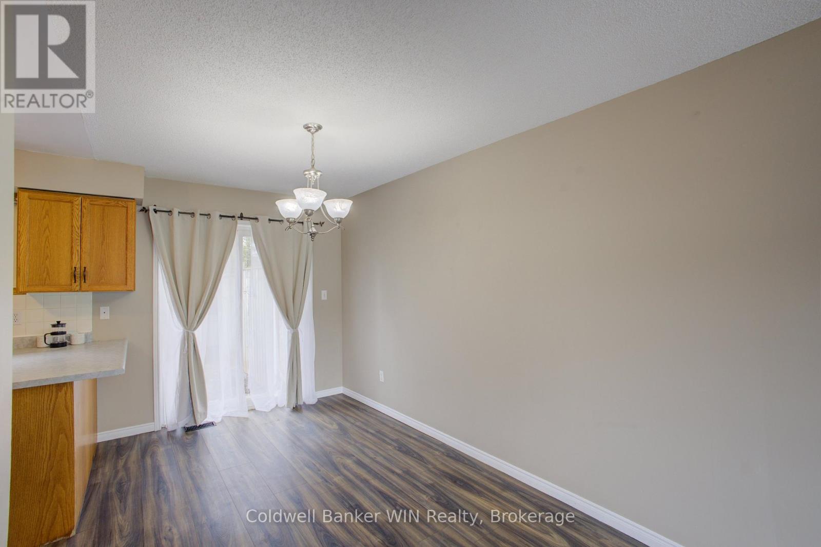 14 Farrell Lane, Wellington North, Ontario  N0G 1A0 - Photo 12 - X12989926