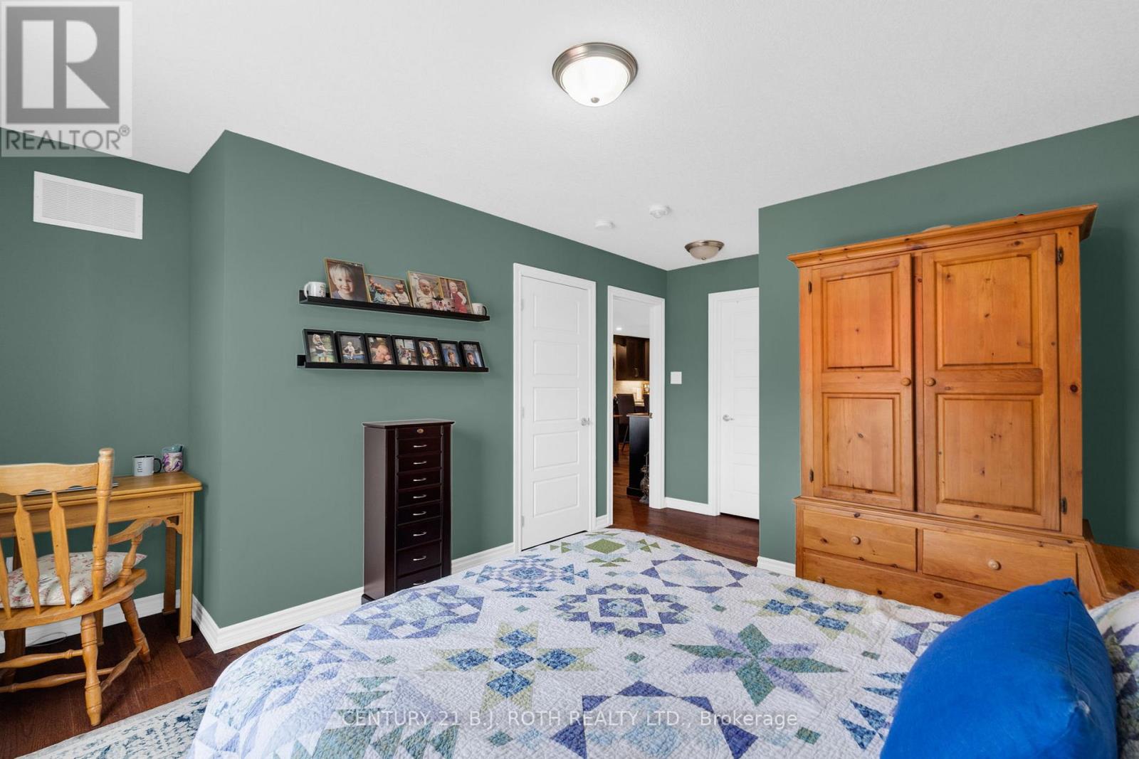 34 Chamberlain Crescent, Penetanguishene, Ontario  L9M 0A6 - Photo 14 - S13456820