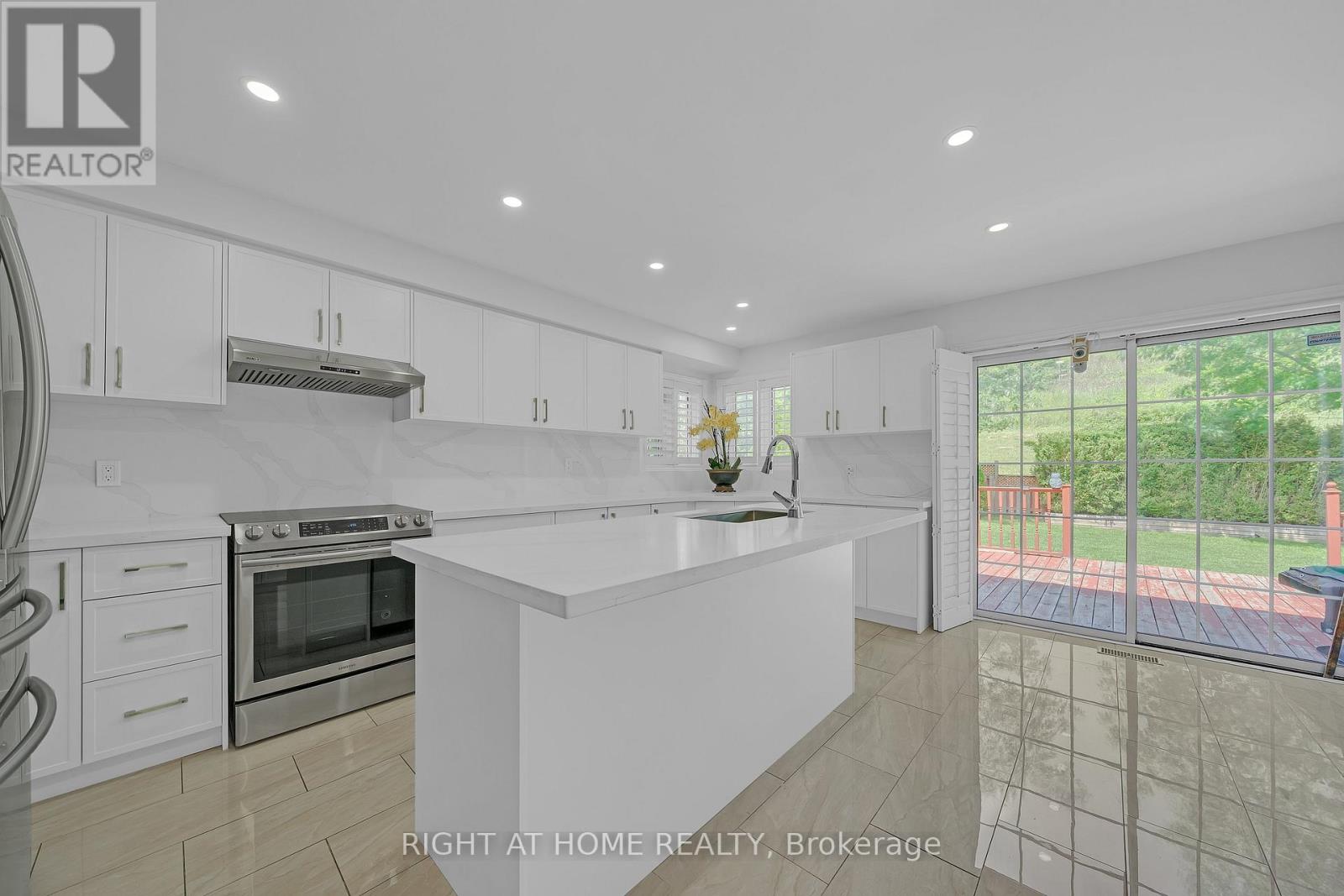 343 Bristol Road E, Mississauga, Ontario  L4Z 3V6 - Photo 23 - W13456836