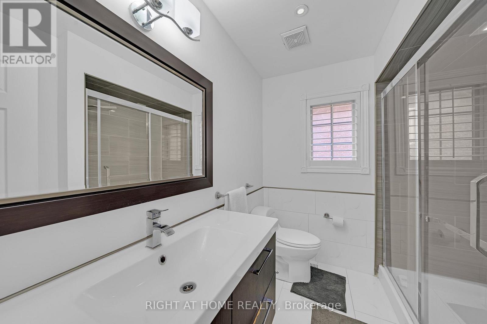343 Bristol Road E, Mississauga, Ontario  L4Z 3V6 - Photo 44 - W13456836