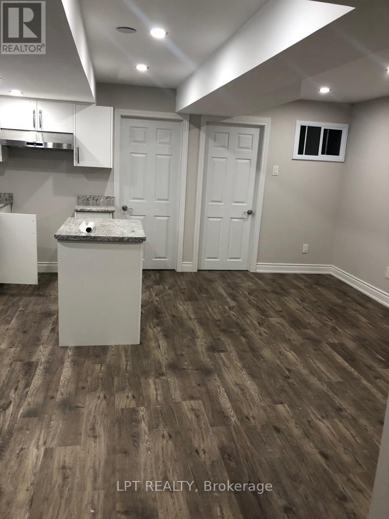 Bsmt - 7471 Saint Barbara Boulevard, Mississauga, Ontario  L5W 0G3 - Photo 6 - W13456846