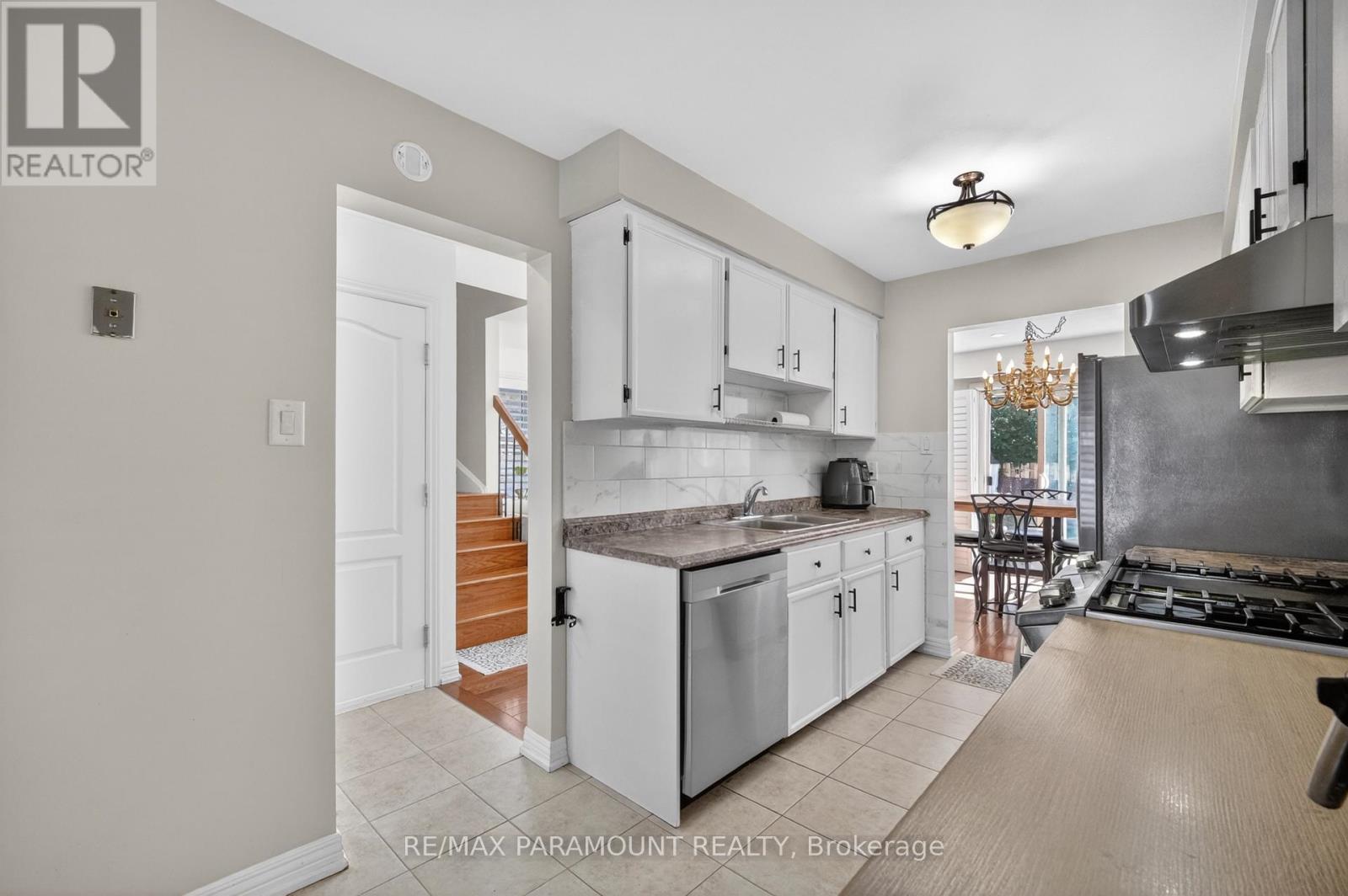 32 Fanshawe Drive, Brampton, Ontario  L6Z 1A9 - Photo 16 - W13456942