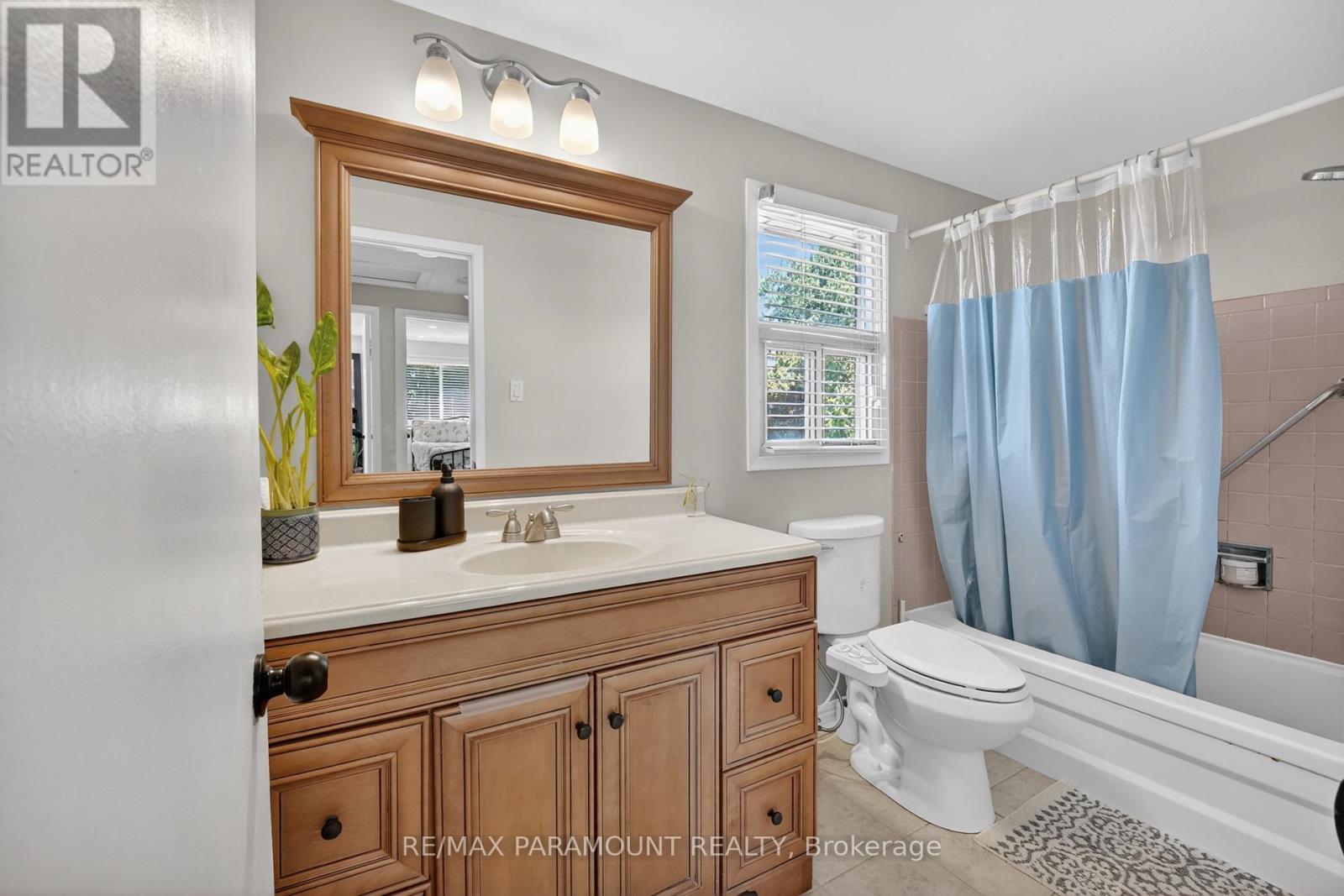 32 Fanshawe Drive, Brampton, Ontario  L6Z 1A9 - Photo 22 - W13456942