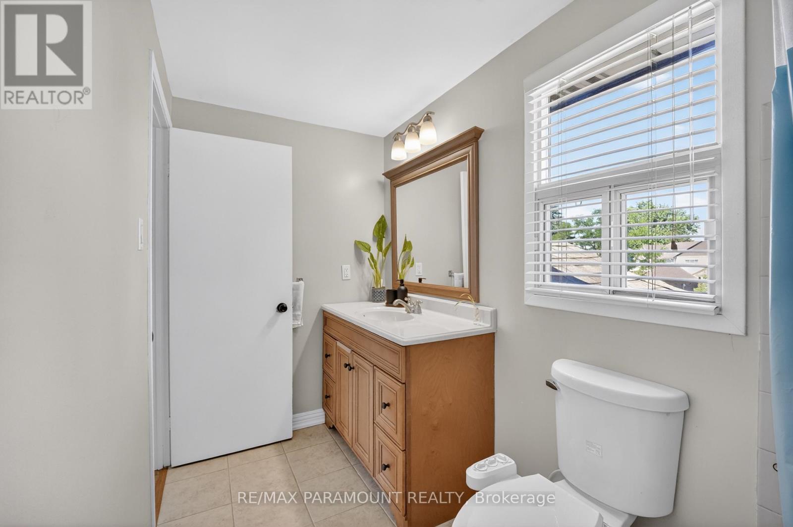 32 Fanshawe Drive, Brampton, Ontario  L6Z 1A9 - Photo 23 - W13456942