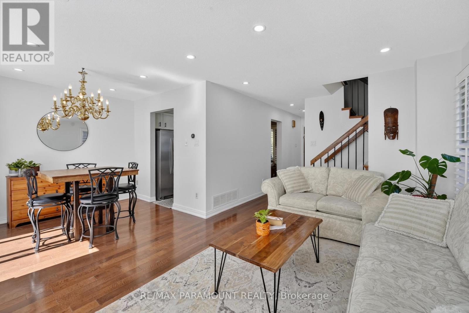 32 Fanshawe Drive, Brampton, Ontario  L6Z 1A9 - Photo 7 - W13456942