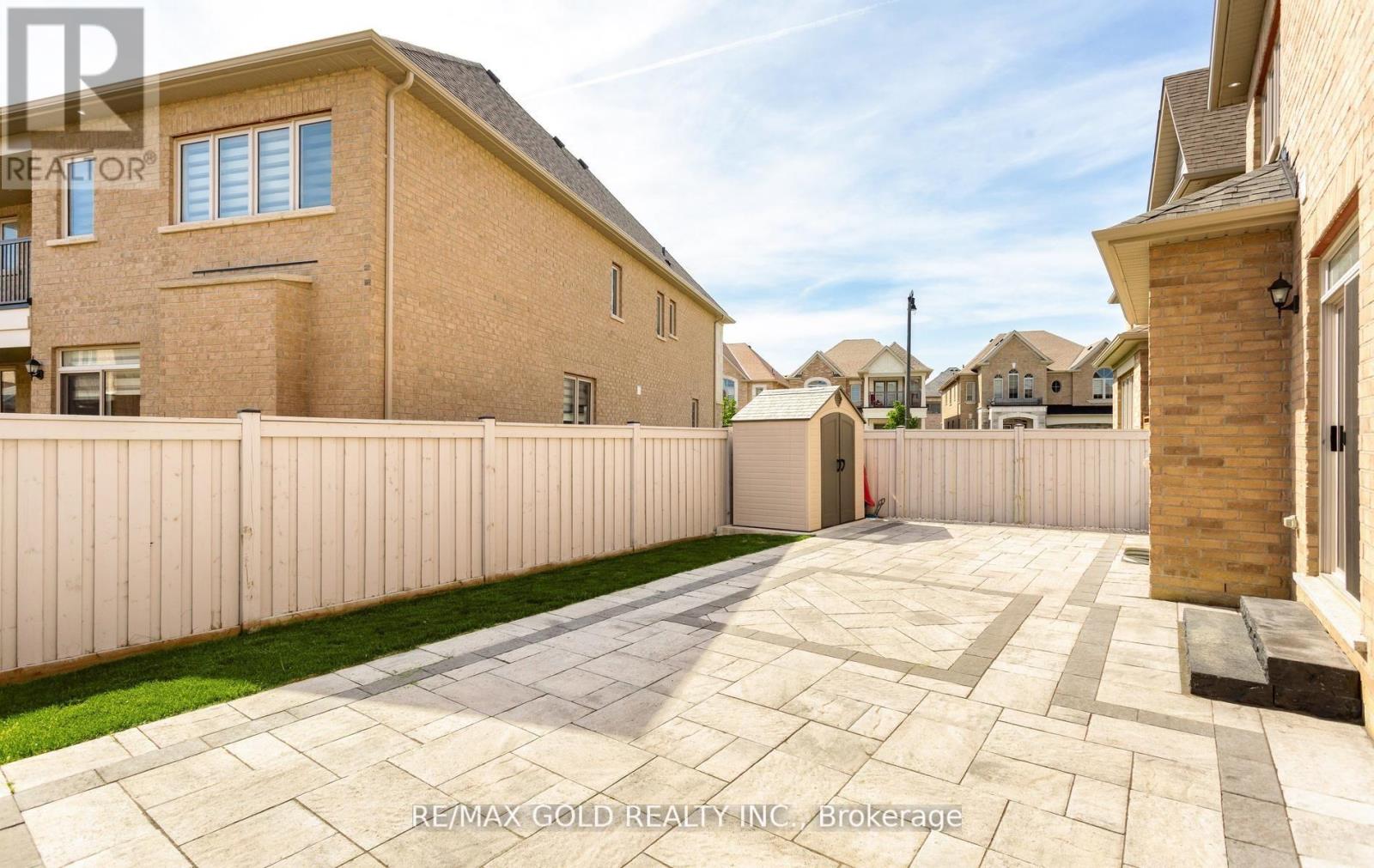 19 Farringdon Crescent, Brampton, Ontario  L7A 4Z6 - Photo 47 - W13456958