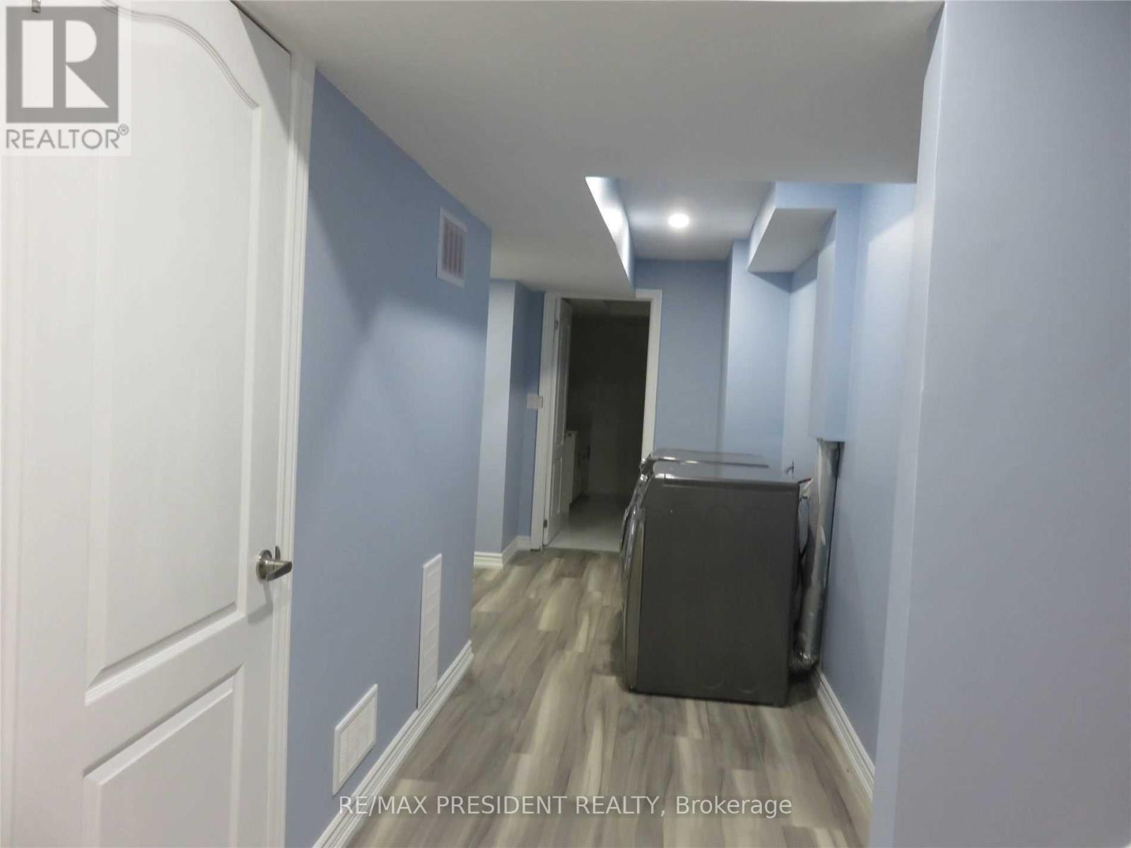 Bsmt - 32 Ventura Avenue, Brampton, Ontario  L6Y 4Y8 - Photo 19 - W13456972