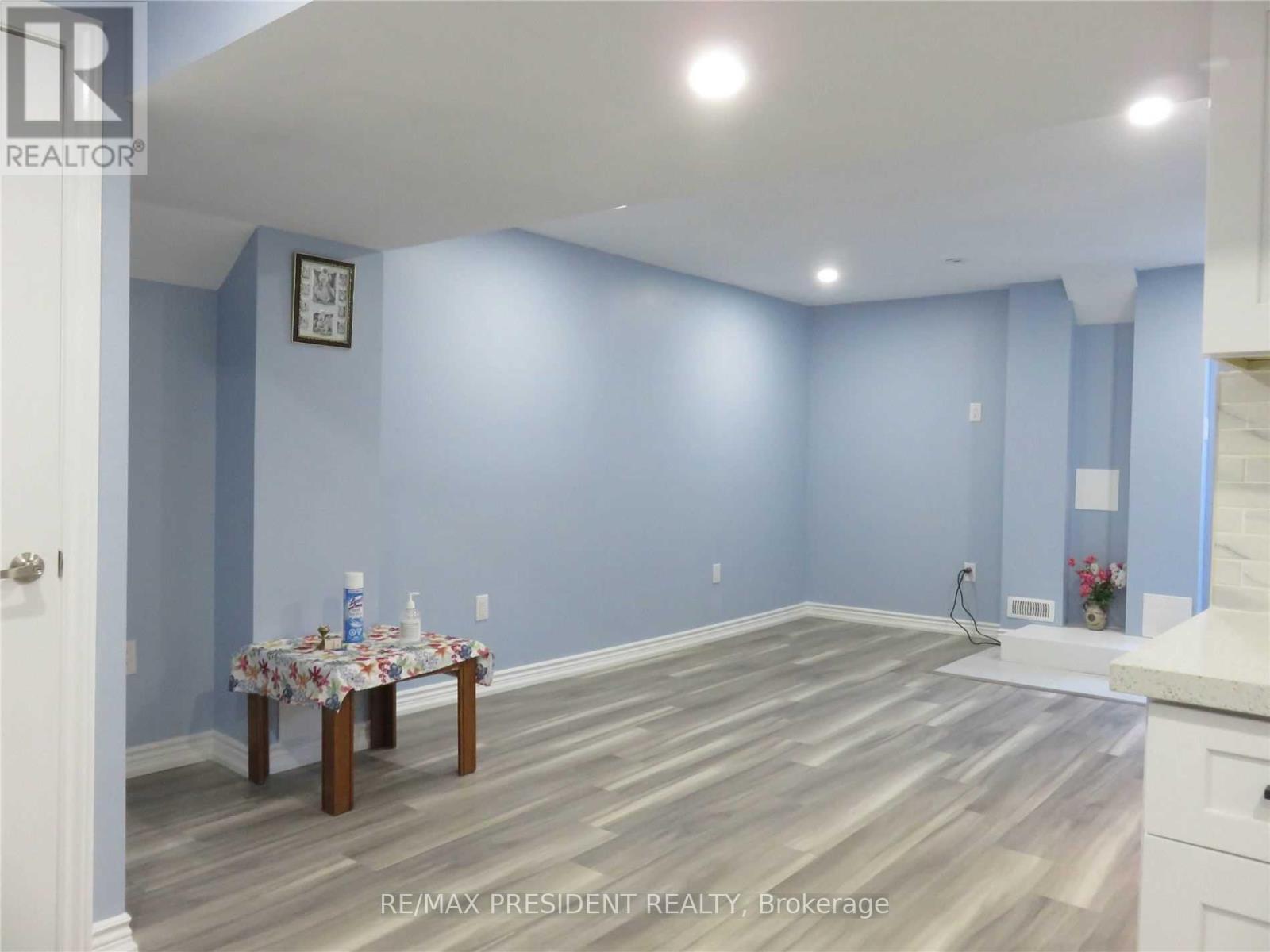 Bsmt - 32 Ventura Avenue, Brampton, Ontario  L6Y 4Y8 - Photo 6 - W13456972