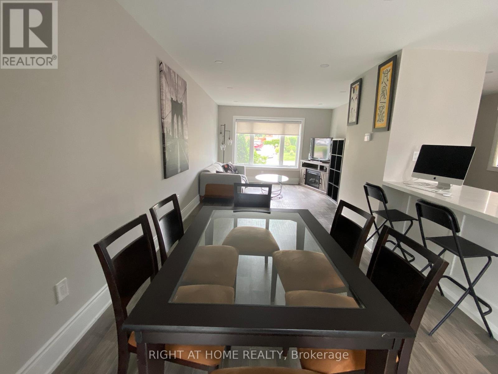 9 Snowood Court, Toronto, Ontario M3N 1E7 - Photo 6 - W13456980