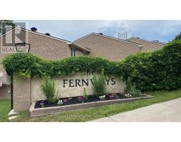 10 SAND FERN WAY E, Toronto, Ontario