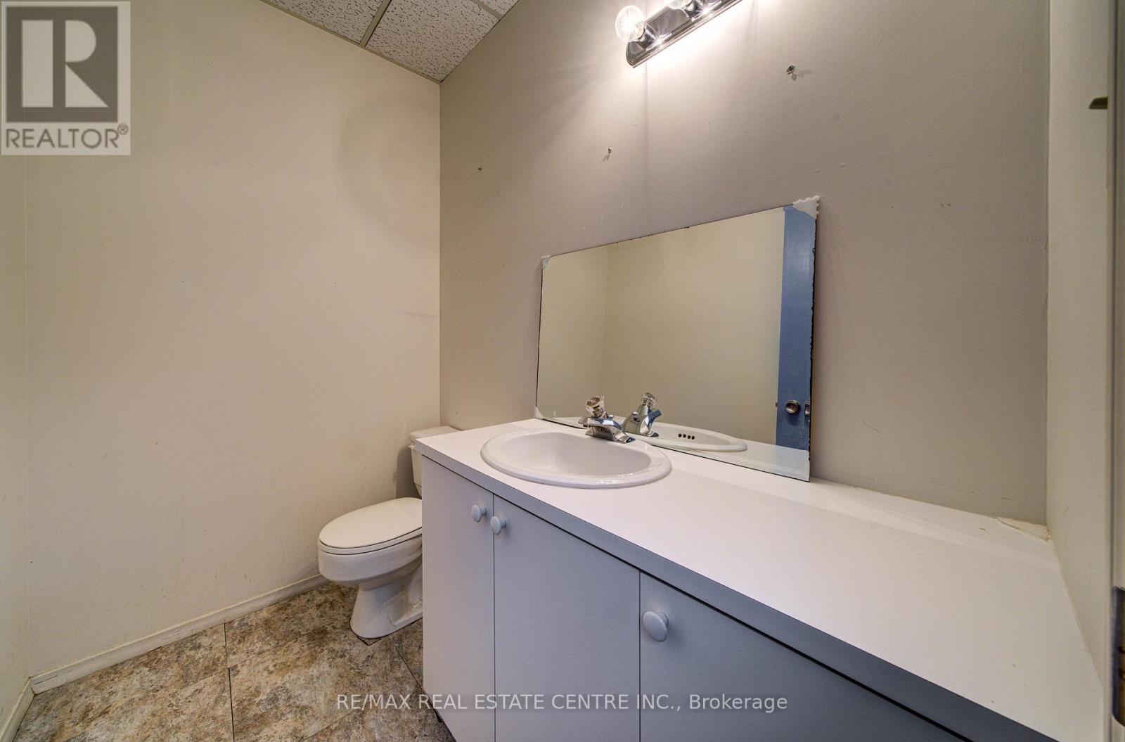 L15 - 15 Elizabeth Street, Orangeville, Ontario  L9W 3X3 - Photo 4 - W13022072