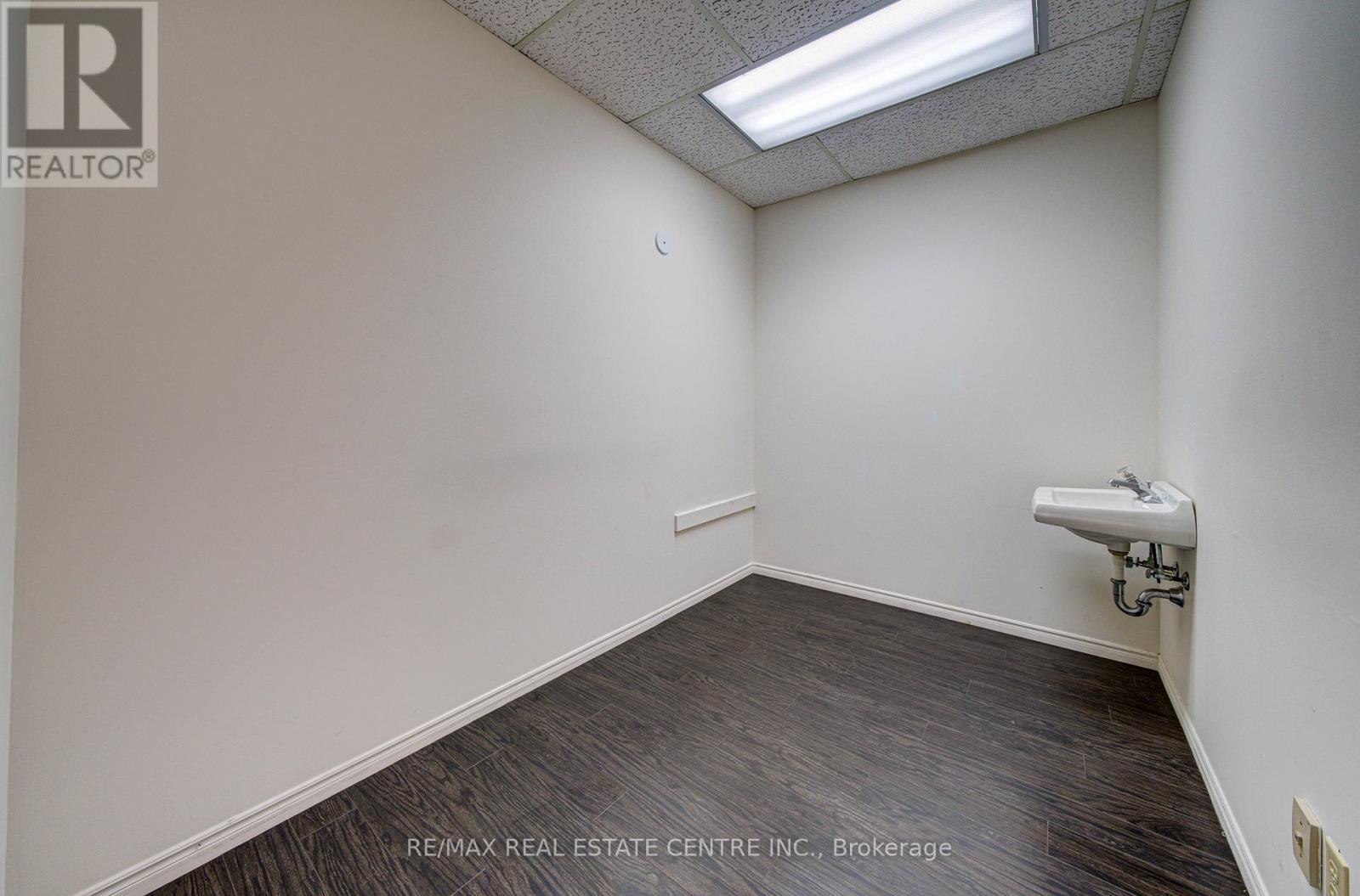 L15 - 15 Elizabeth Street, Orangeville, Ontario  L9W 3X3 - Photo 5 - W13022072