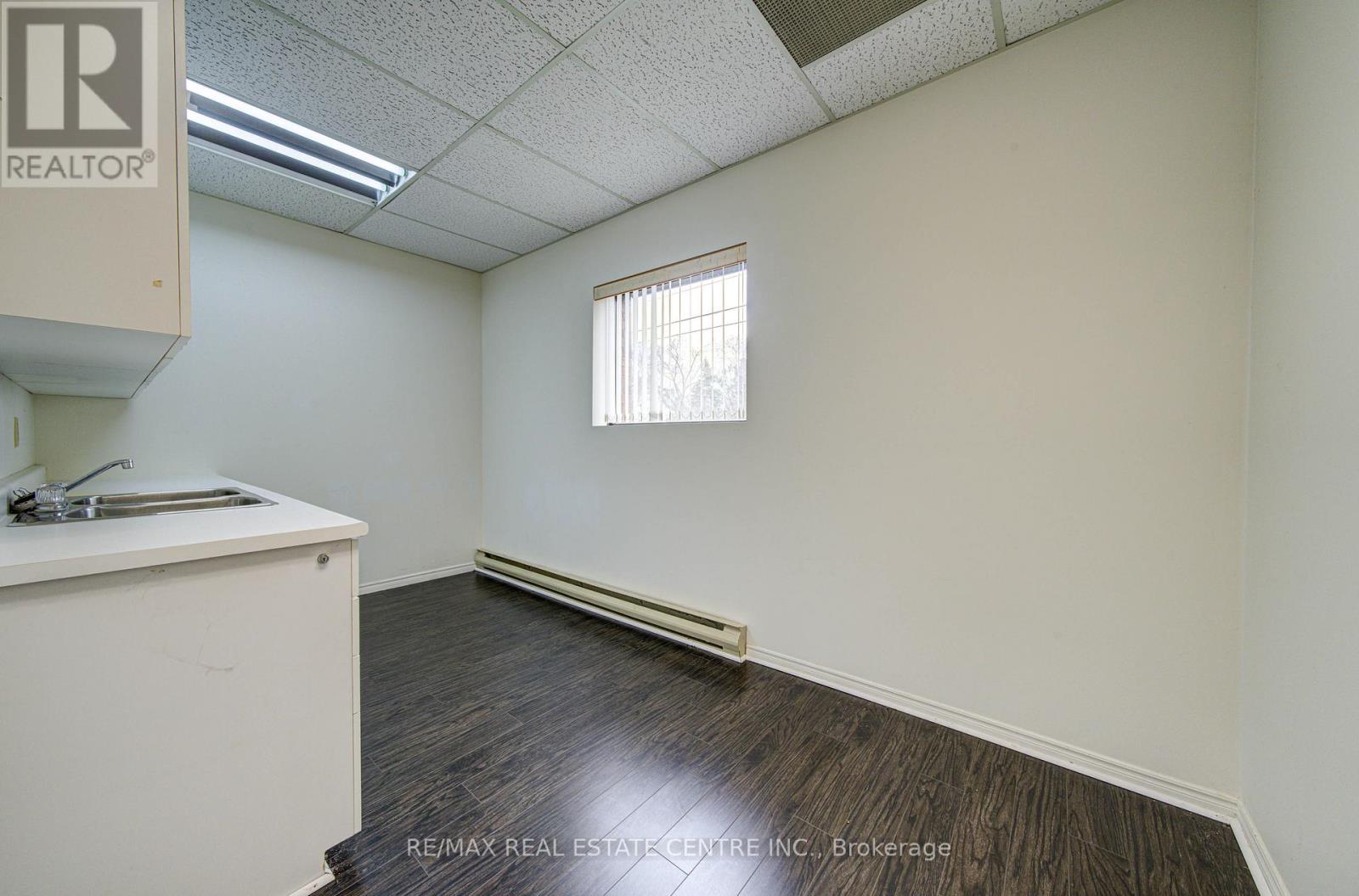 L15 - 15 Elizabeth Street, Orangeville, Ontario  L9W 3X3 - Photo 7 - W13022072