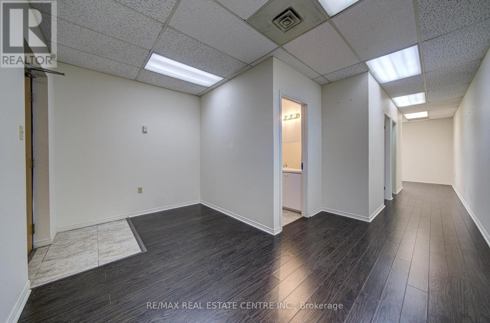 L15 - 15 Elizabeth Street, Orangeville, Ontario  L9W 3X3 - Photo 3 - W13022072