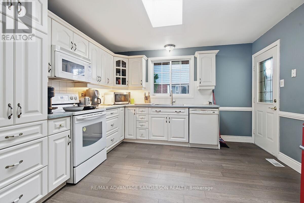 51 Concord Crescent, London North, Ontario  N6G 3H4 - Photo 13 - X13457168