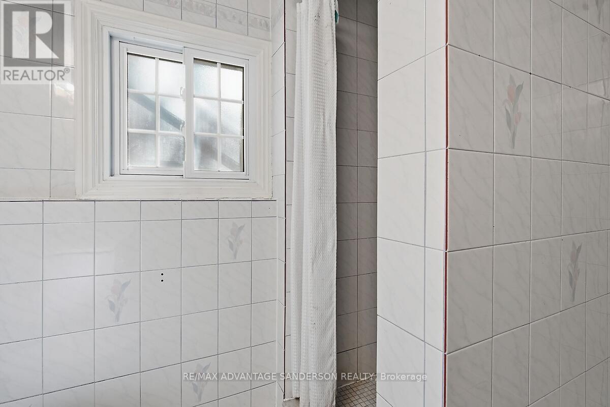 51 Concord Crescent, London North, Ontario  N6G 3H4 - Photo 29 - X13457168