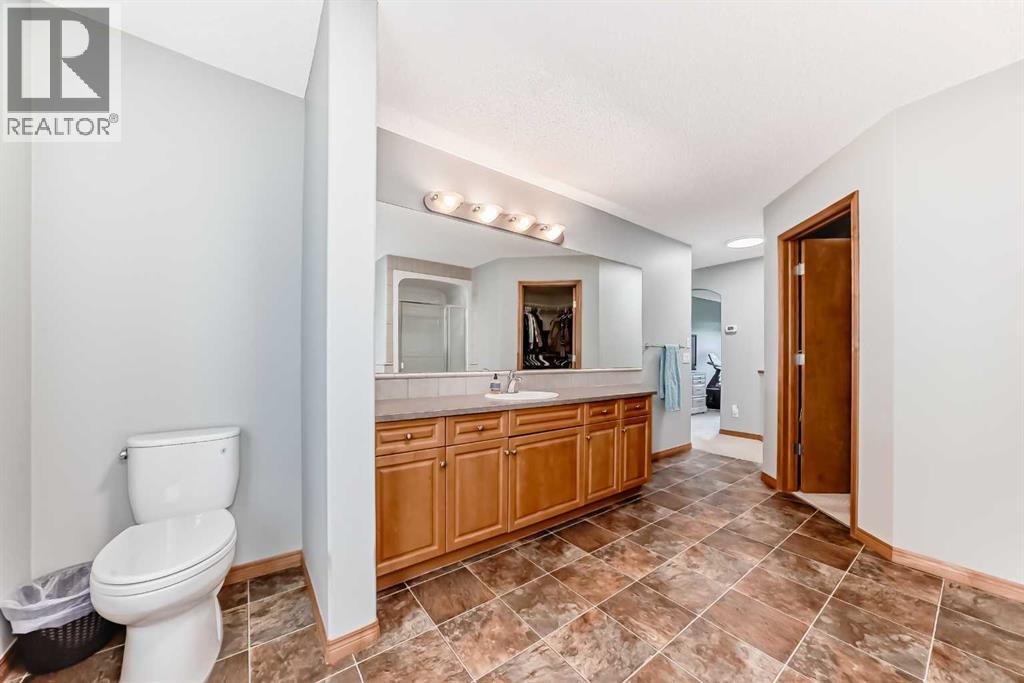 147 Oakmere Green, Chestermere, Alberta  T1X 1N4 - Photo 26 - A2314840