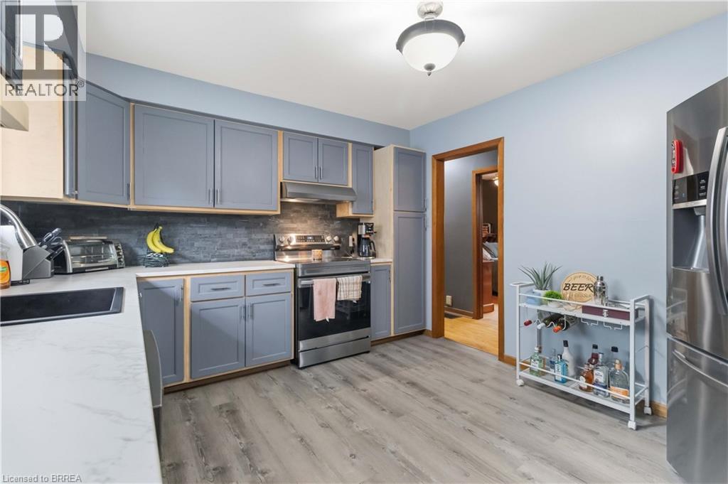 398 Sheridan Street, Brantford, Ontario  N3S 4S4 - Photo 11 - 40839382