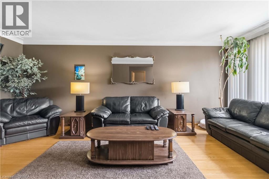 398 Sheridan Street, Brantford, Ontario  N3S 4S4 - Photo 8 - 40839382