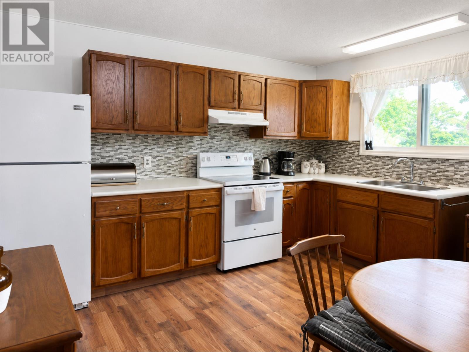 1022 Christie Ave N, Fort Frances, Ontario  P9A 2G6 - Photo 3 - TB2601499