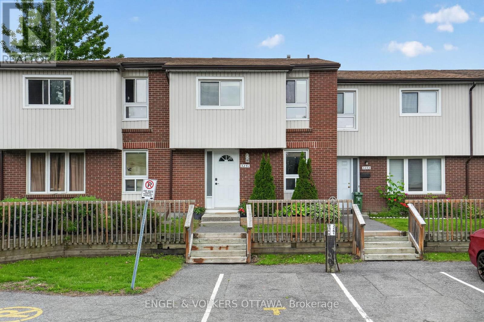 46 - 3251 Bannon Way, Ottawa, Ontario K1T 1T2 - Photo 1 - X13457154