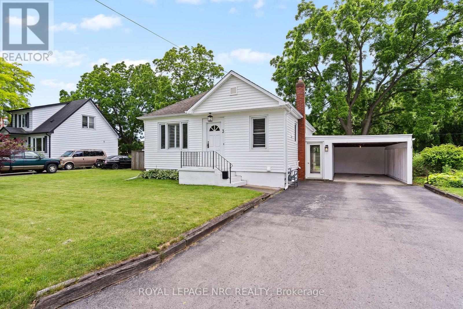 3 Philpark Road, St. Catharines, Ontario  L2N 4E4 - Photo 2 - X13456818
