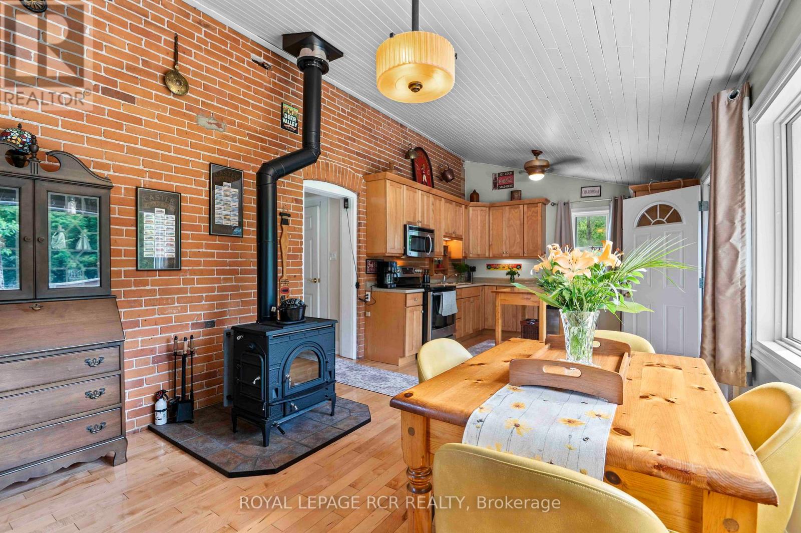 022021 E Gara-Erin Townline, East Garafraxa, Ontario  L9W 7G4 - Photo 15 - X13456912