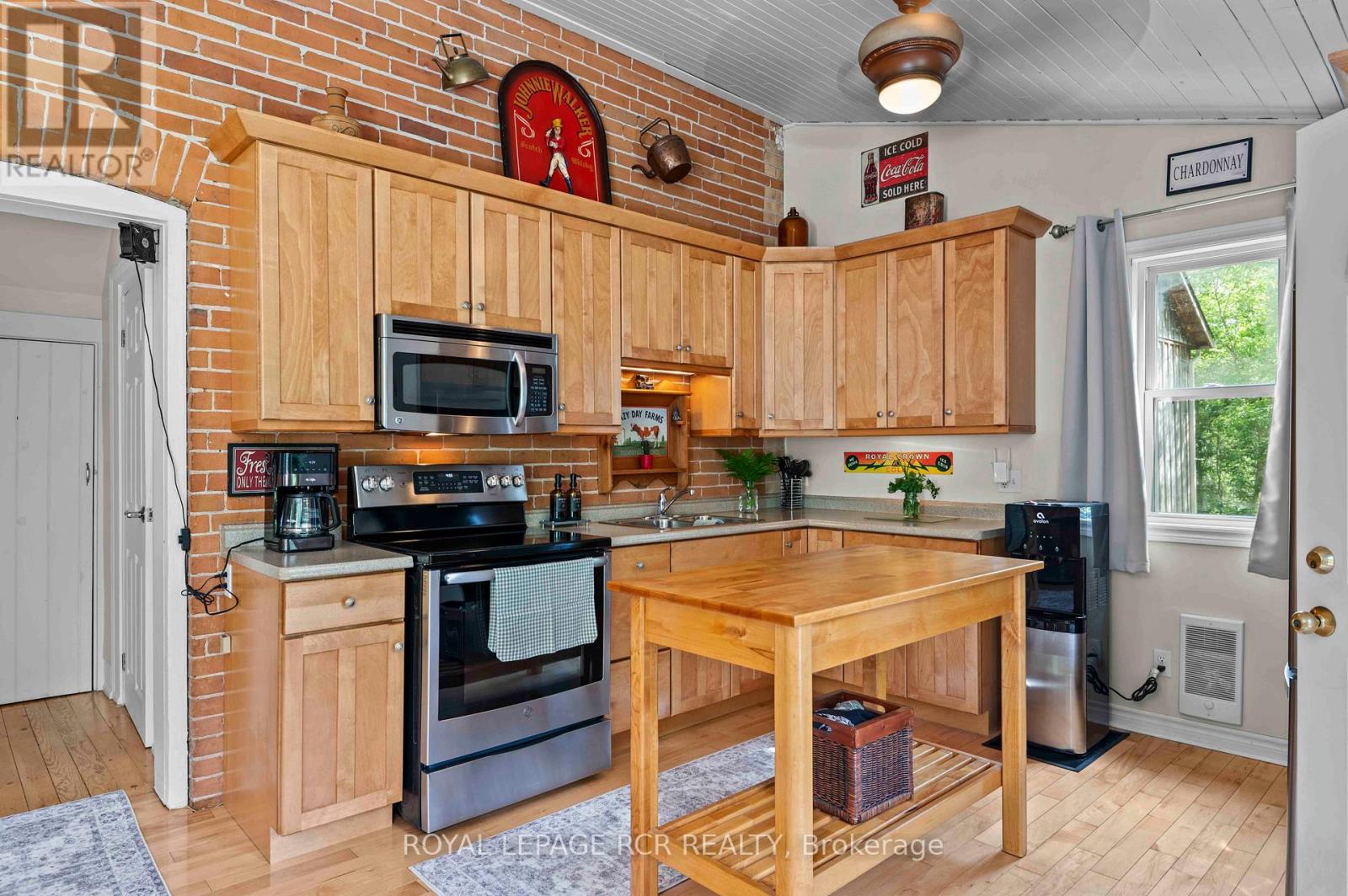 022021 E Gara-Erin Townline, East Garafraxa, Ontario  L9W 7G4 - Photo 17 - X13456912
