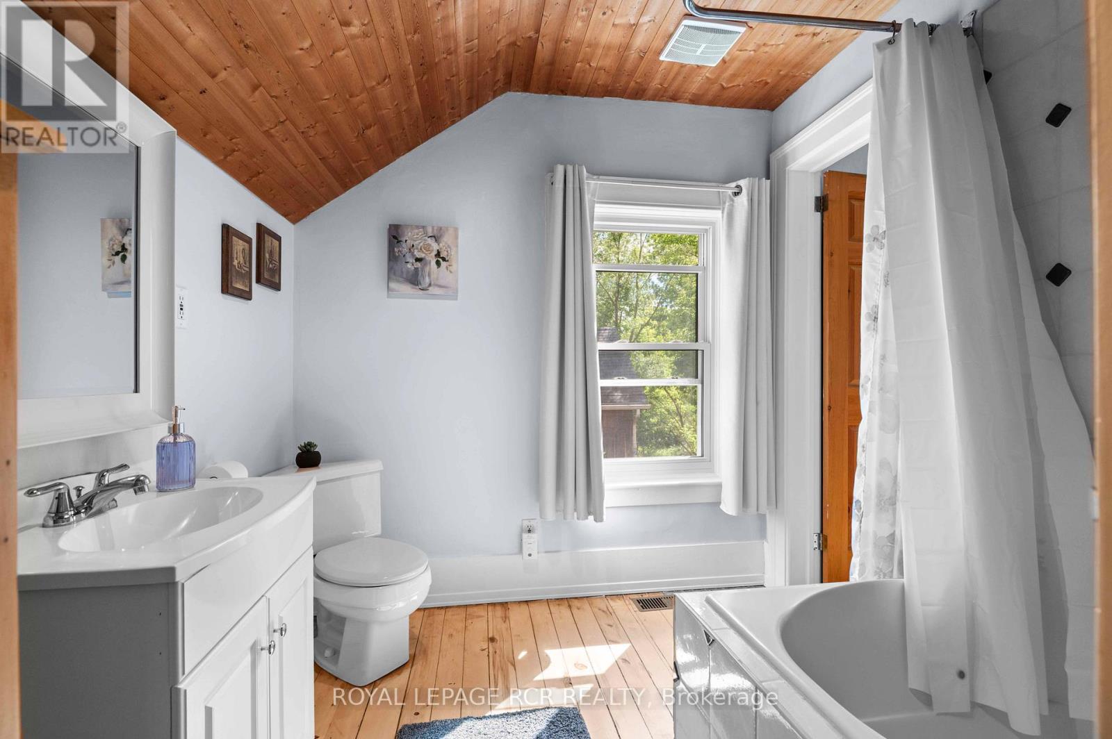 022021 E Gara-Erin Townline, East Garafraxa, Ontario  L9W 7G4 - Photo 26 - X13456912