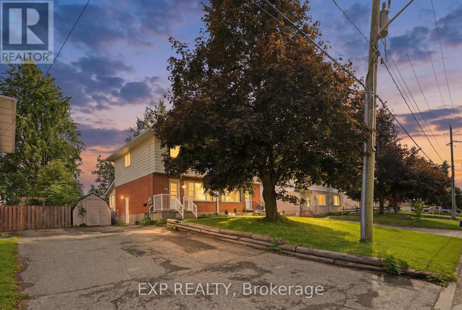 83 Oriole Parkway W, Woolwich, Ontario  N3B 1C2 - Photo 1 - X13456938