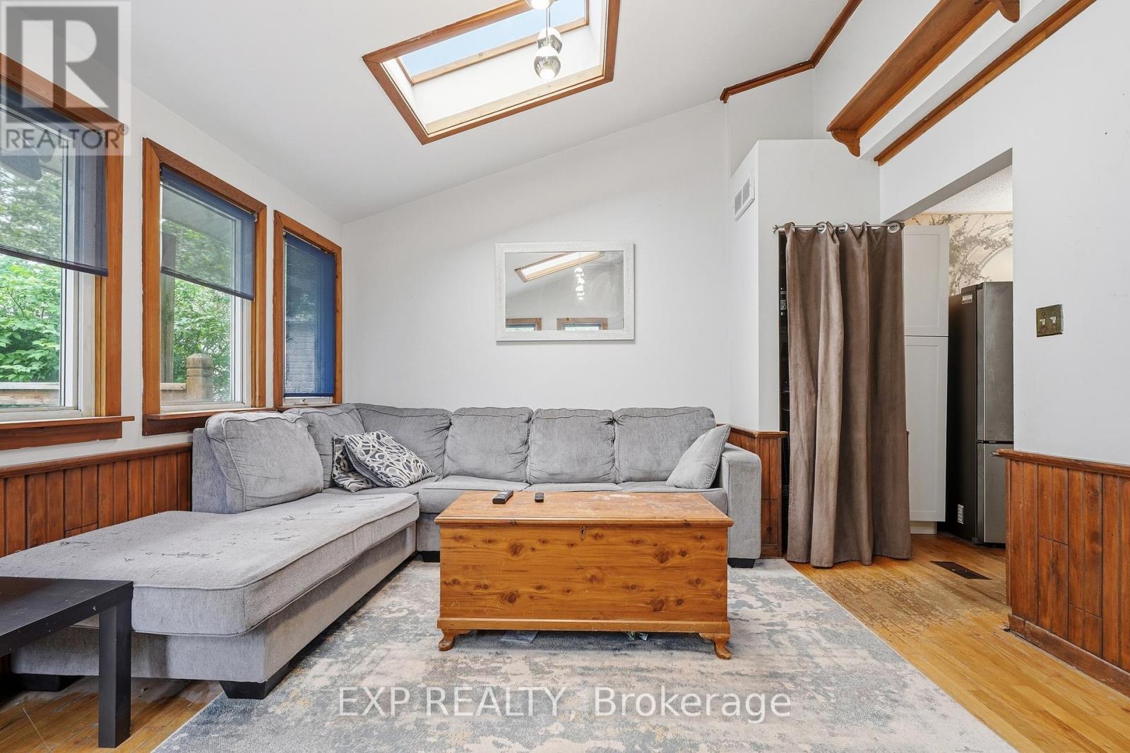 83 Oriole Parkway W, Woolwich, Ontario  N3B 1C2 - Photo 18 - X13456938