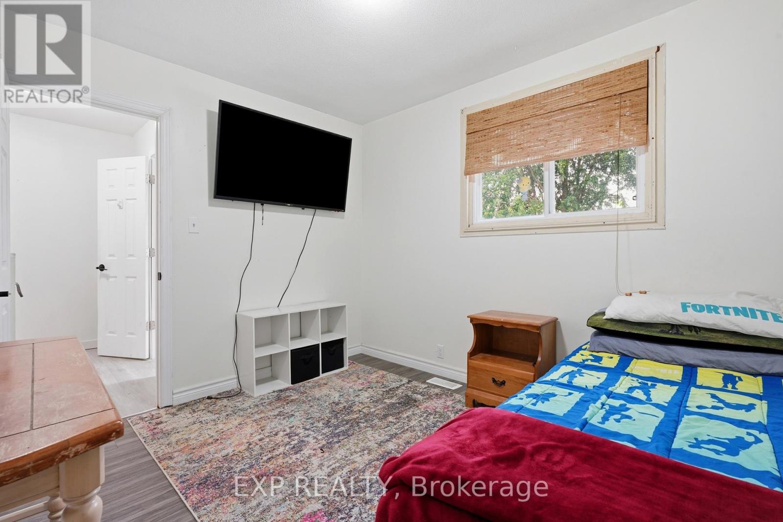 83 Oriole Parkway W, Woolwich, Ontario  N3B 1C2 - Photo 19 - X13456938