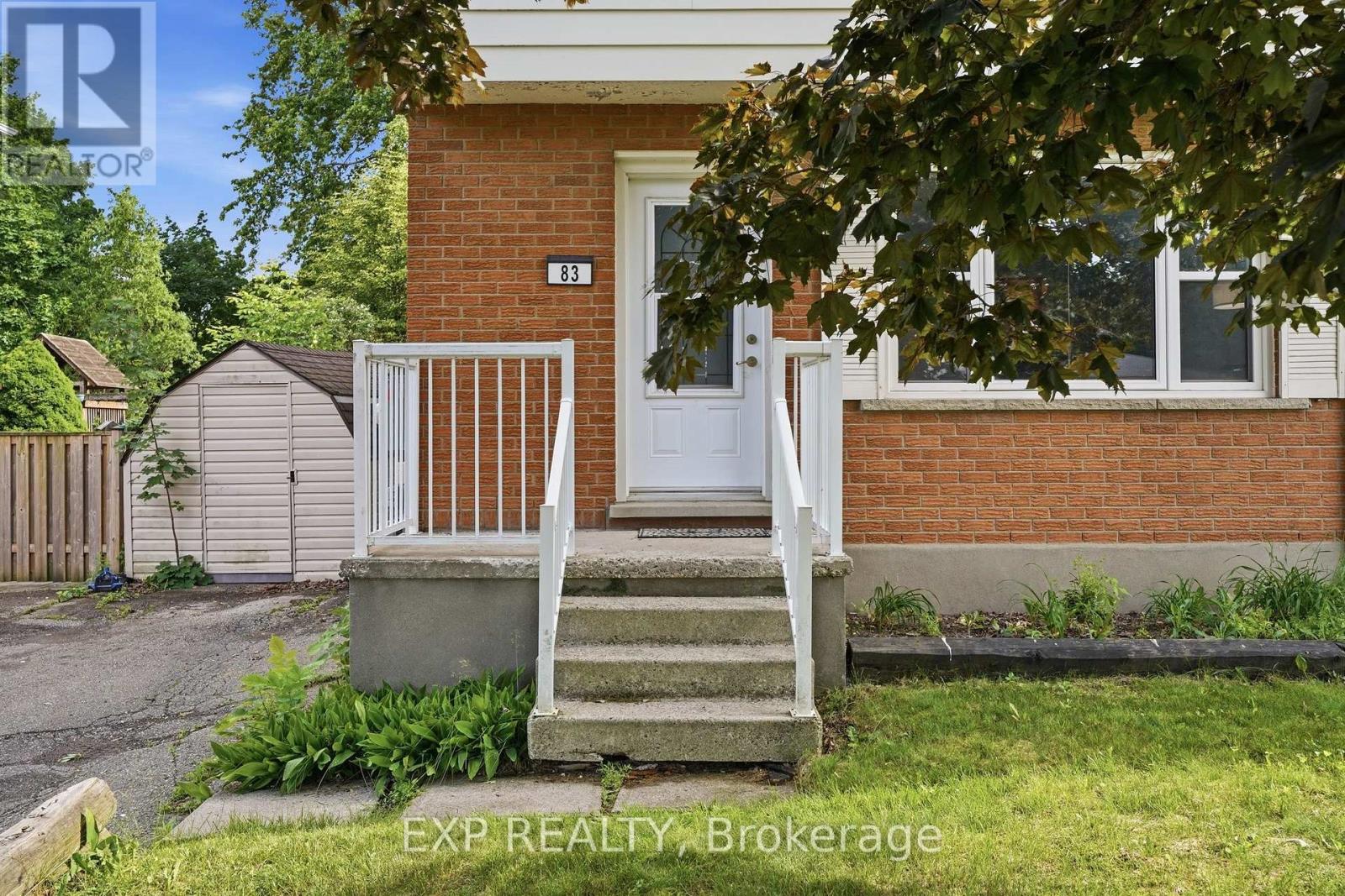 83 Oriole Parkway W, Woolwich, Ontario  N3B 1C2 - Photo 2 - X13456938